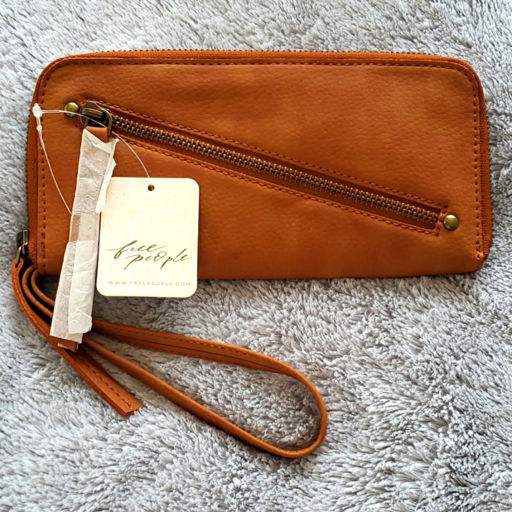NWT Free People Wristlet Wallet